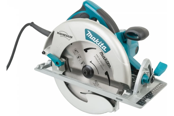 Пила циркулярная Makita 5008MG 210x30мм 1800Вт 5200об\мин  макс.пропил 75.5мм, подсветка